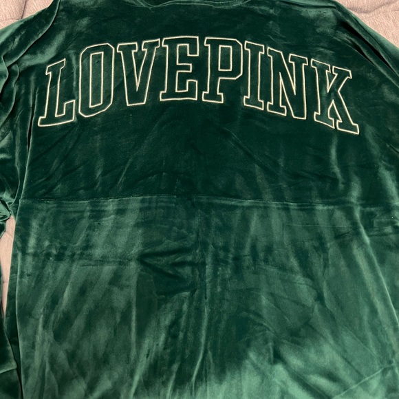 Pink outfit - Picture 2 of 2